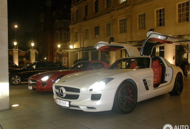 Mercedes-Benz SLS AMG Roadster