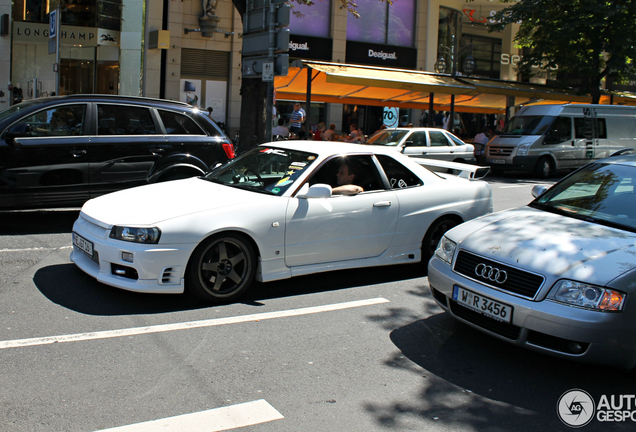 Nissan Skyline R34