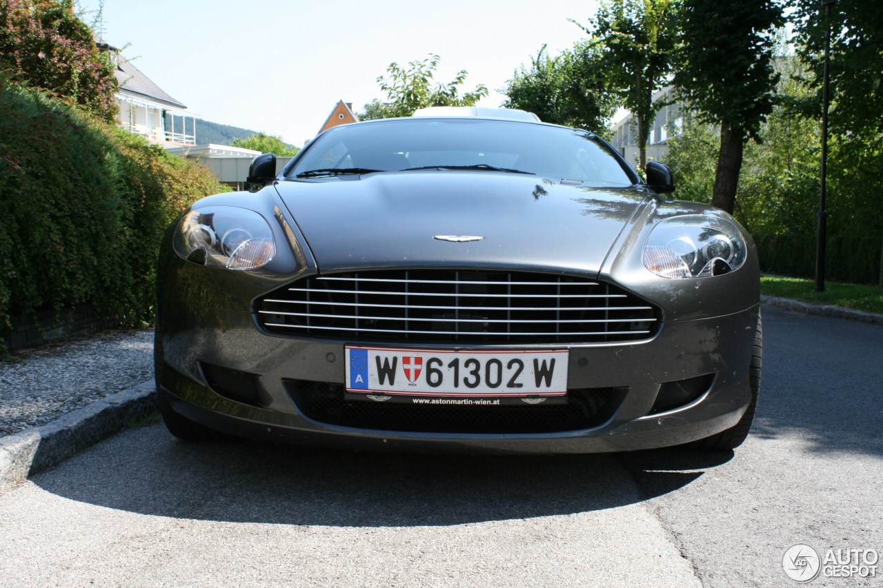 Aston Martin DB9