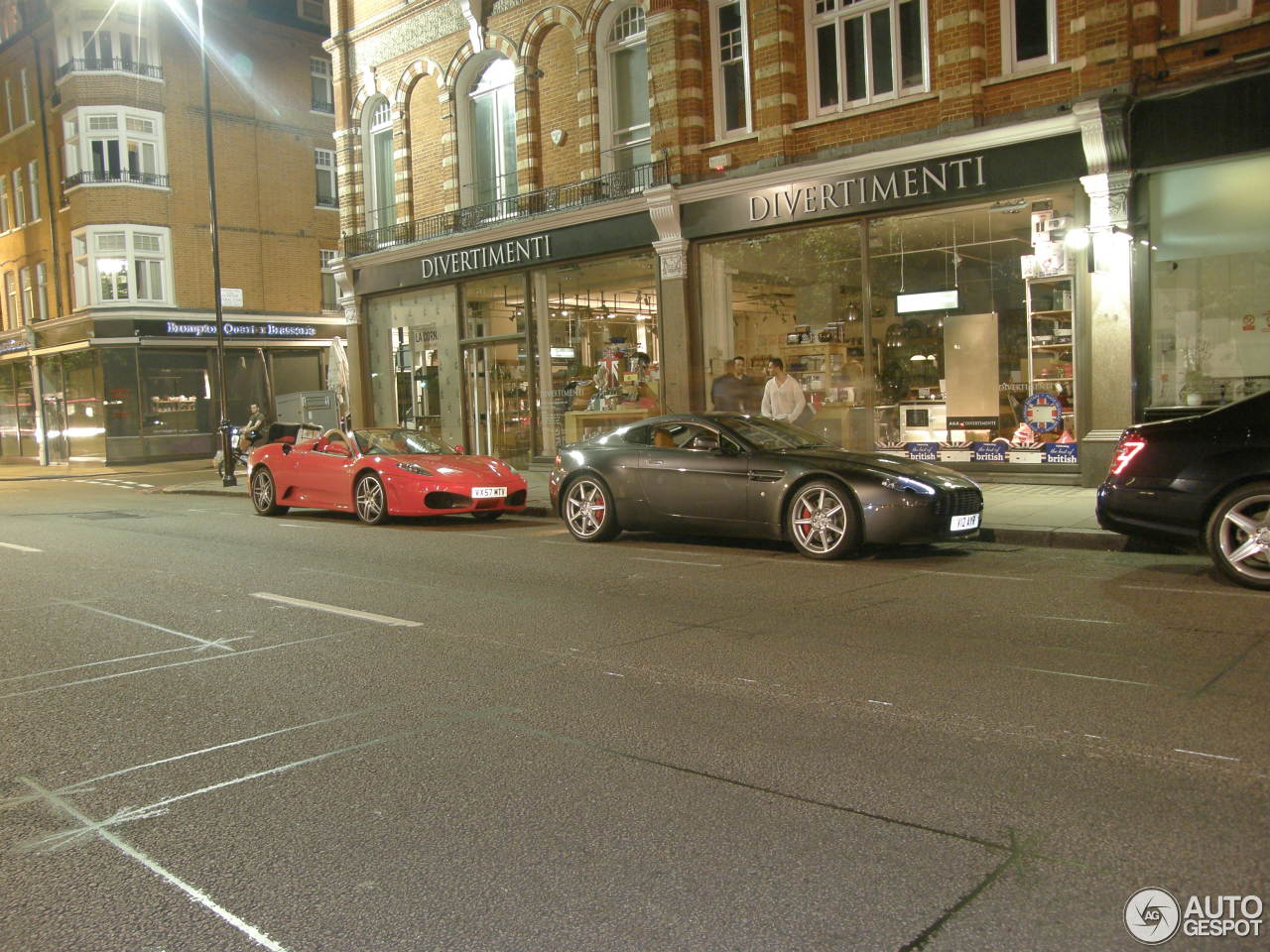 Aston Martin V8 Vantage