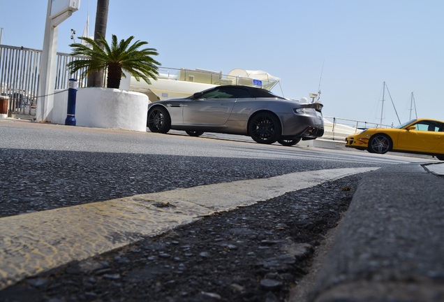 Aston Martin DB9 Volante