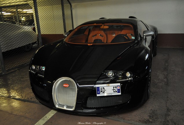 Bugatti Veyron 16.4 Sang Noir