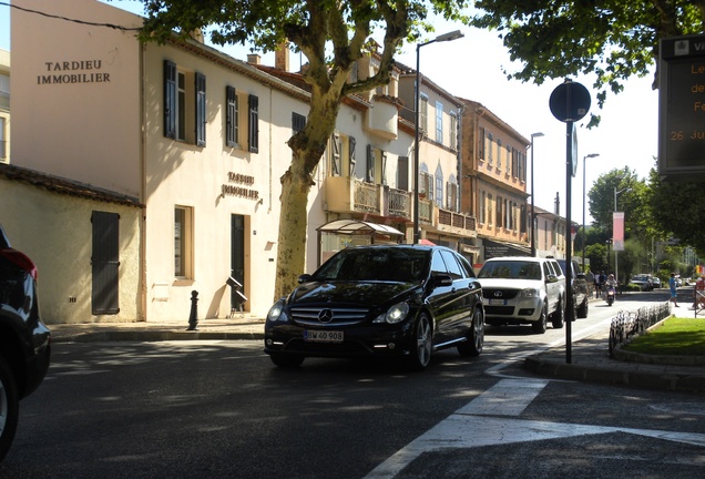 Mercedes-Benz R 63 AMG