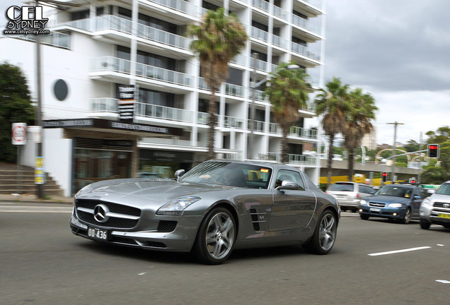 Mercedes-Benz SLS AMG