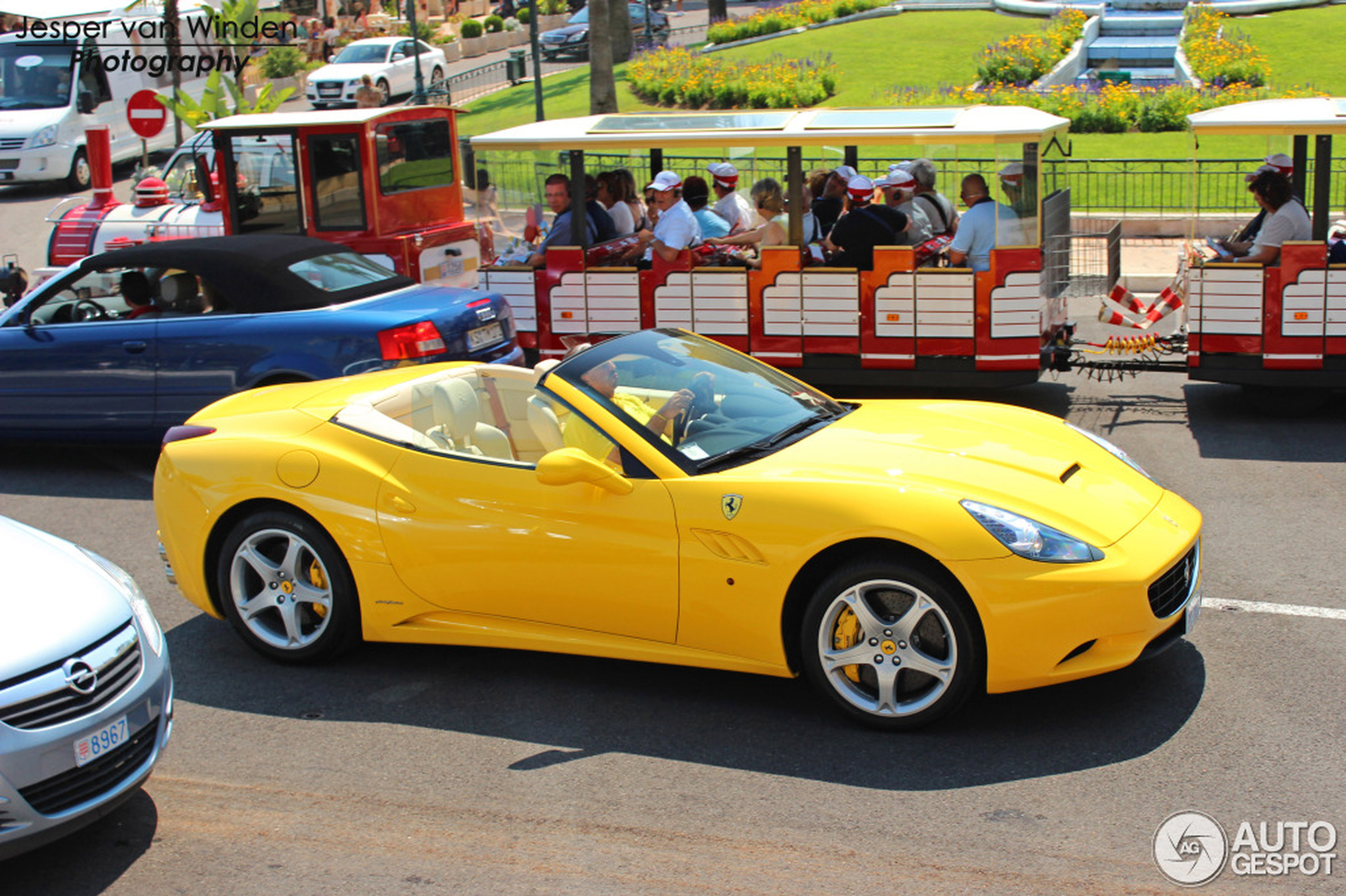 Ferrari California