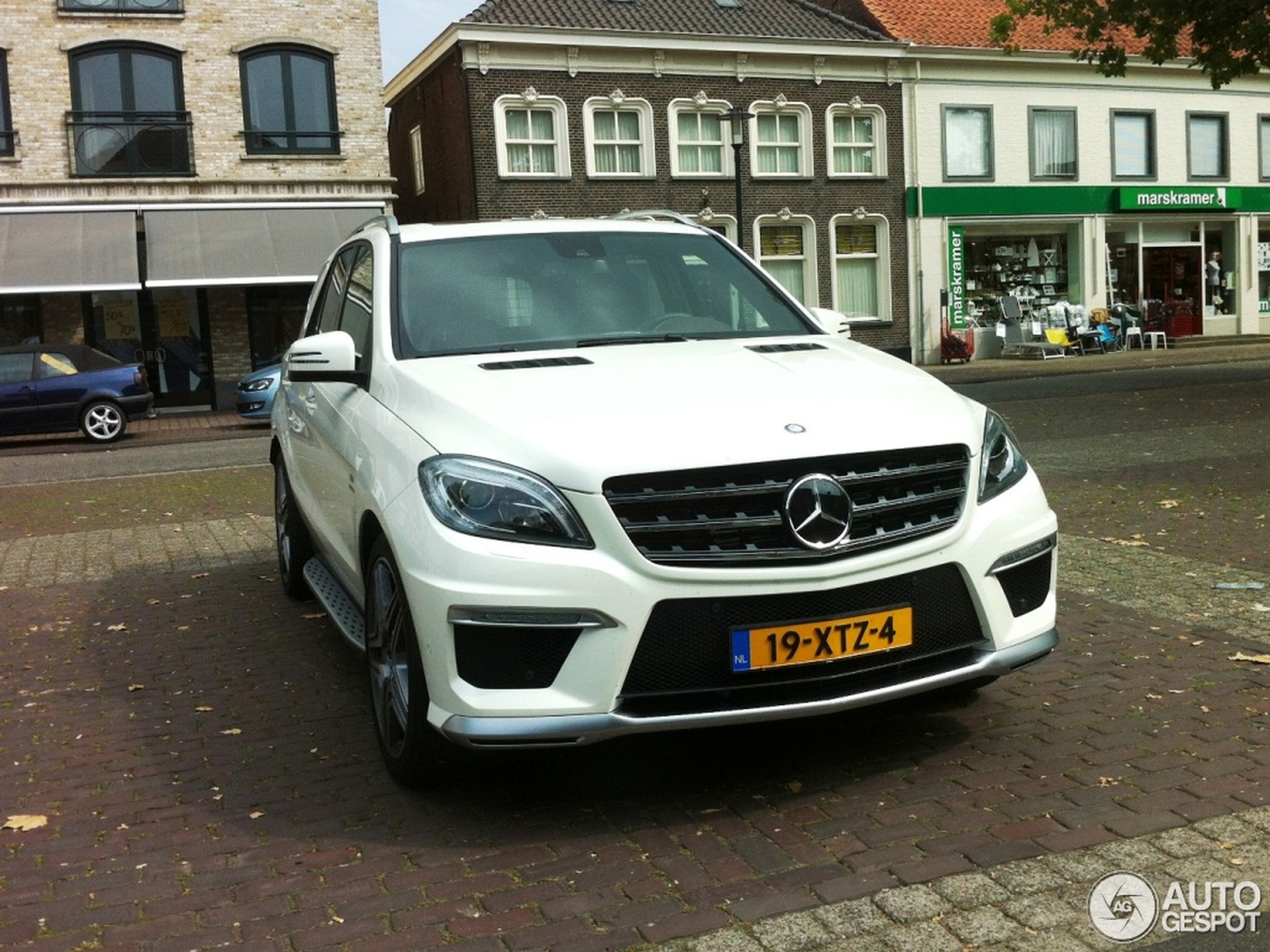 Mercedes-Benz ML 63 AMG W166