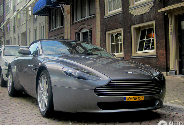 Aston Martin V8 Vantage Roadster