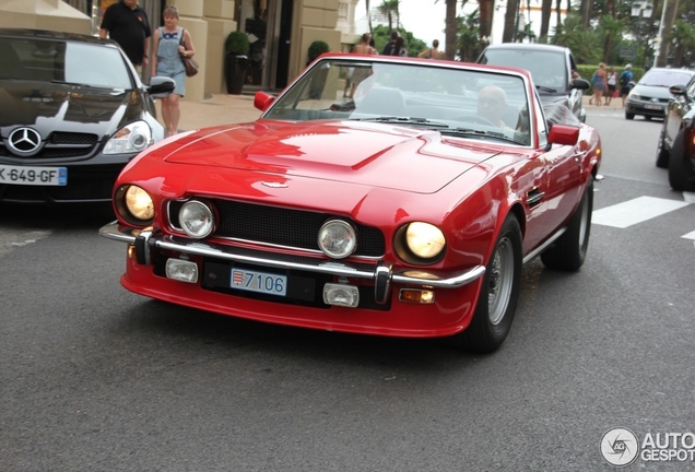 Aston Martin V8 Volante 1979-1989