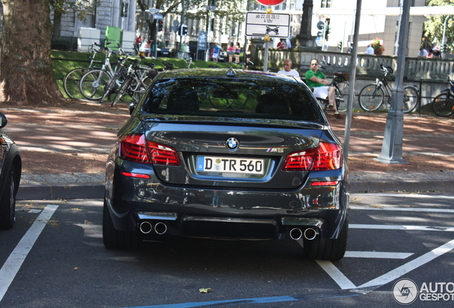 BMW M5 F10 2011