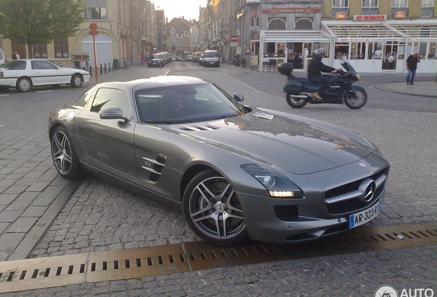 Mercedes-Benz SLS AMG