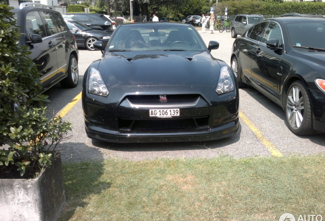 Nissan GT-R