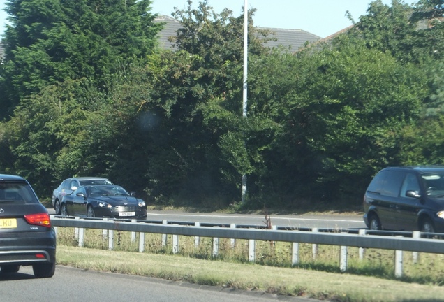 Aston Martin DB9