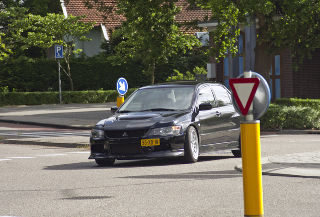 Mitsubishi Lancer Evolution IX