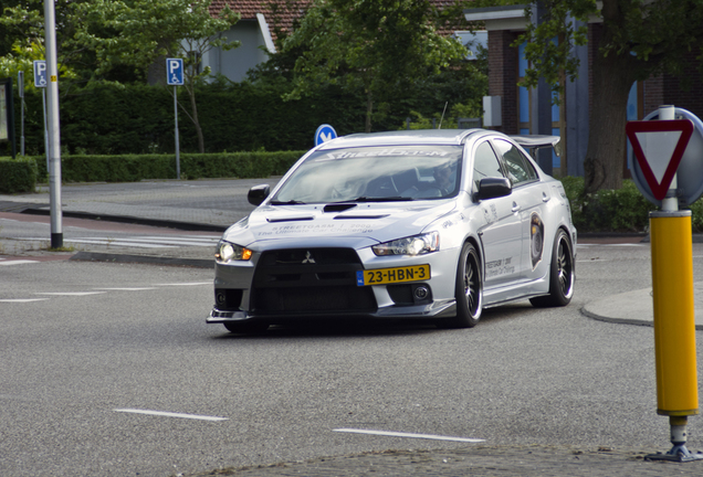 Mitsubishi Lancer Evolution X