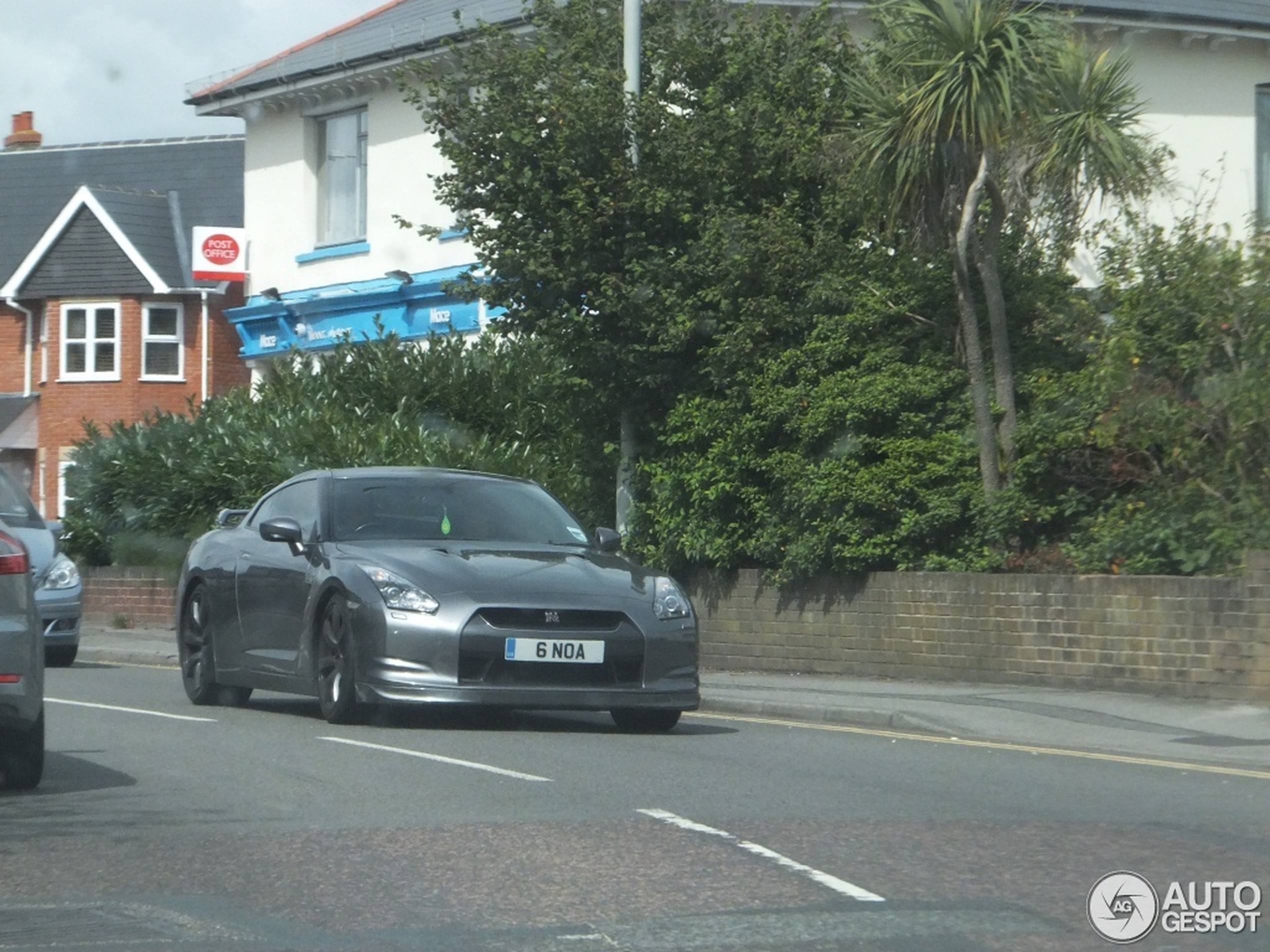 Nissan GT-R