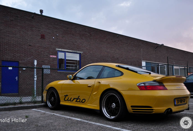 Porsche 996 Turbo