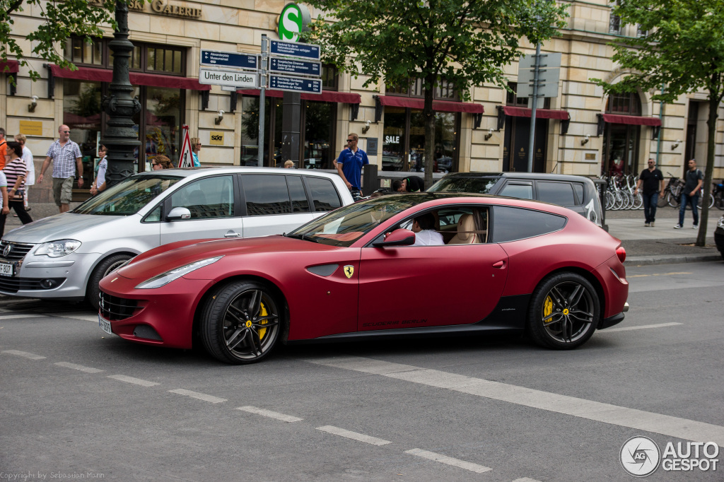 Ferrari FF