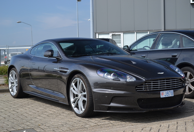 Aston Martin DBS