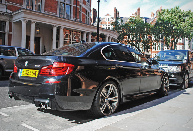 BMW M5 F10 2011