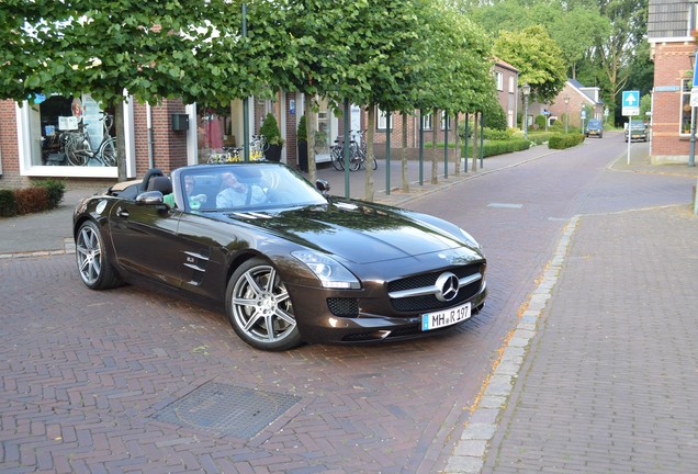 Mercedes-Benz SLS AMG Roadster