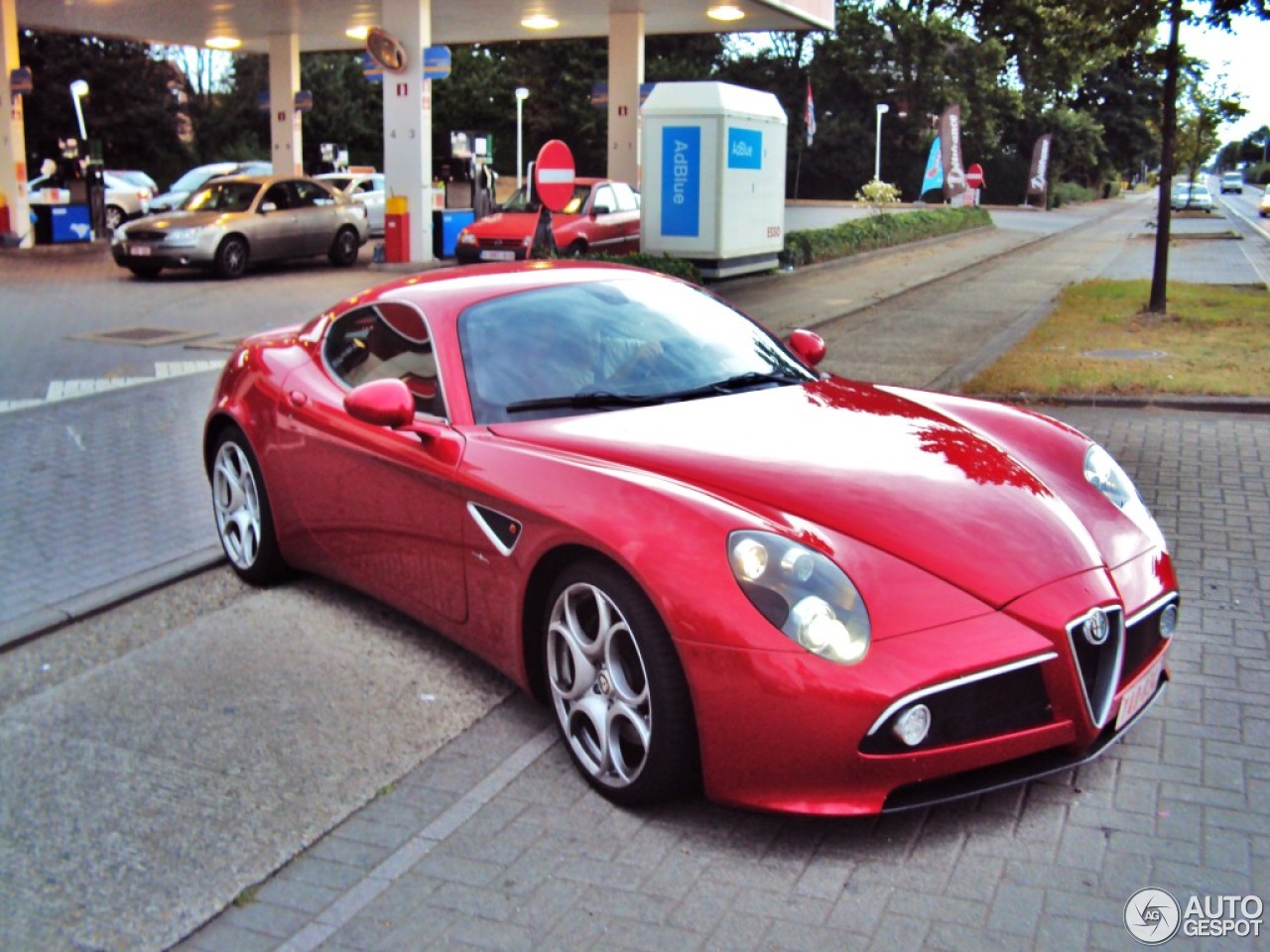 Alfa Romeo 8C Competizione