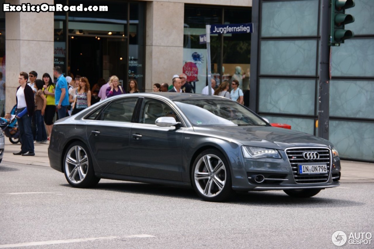 Audi S8 D4