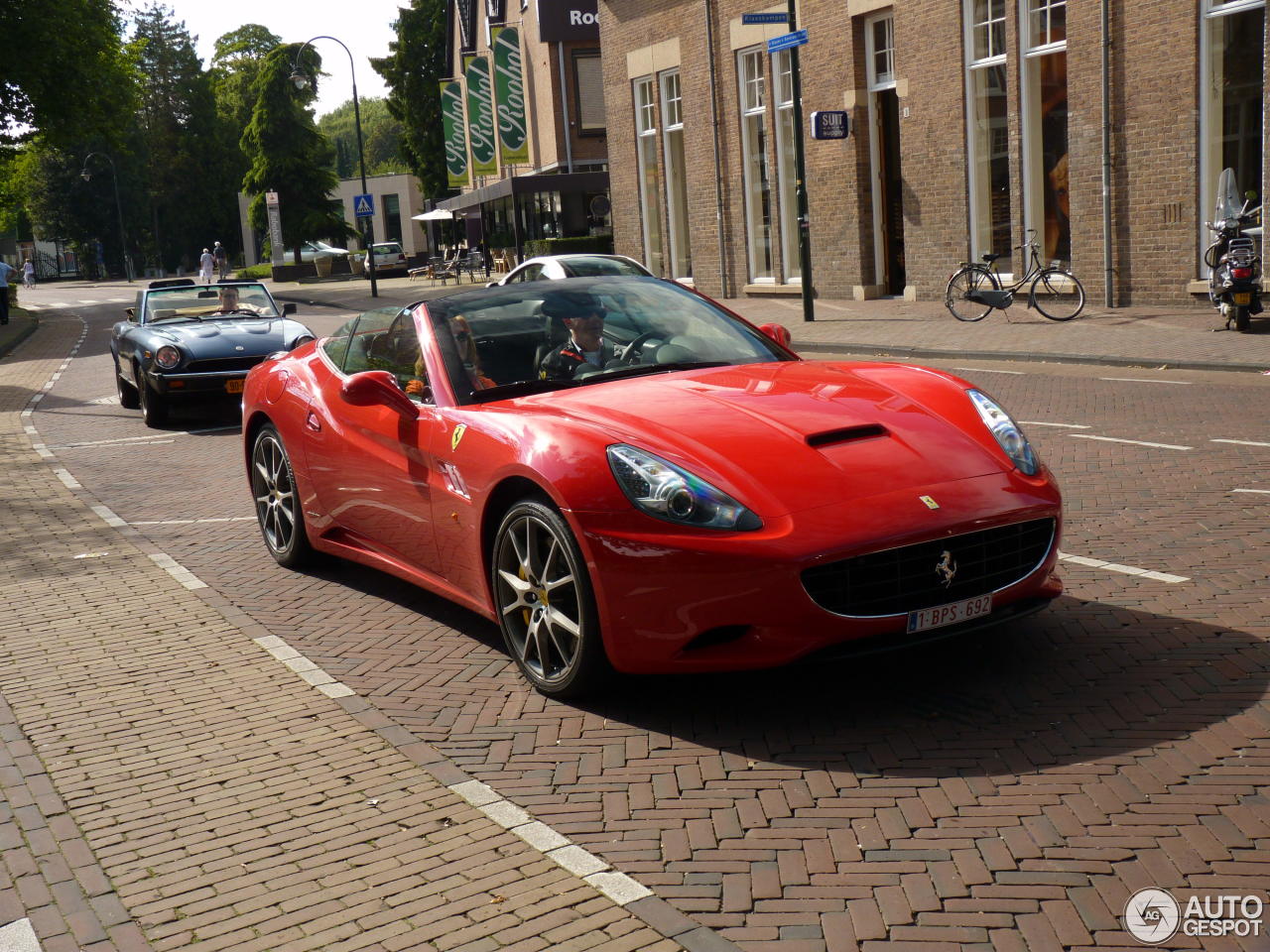 Ferrari California