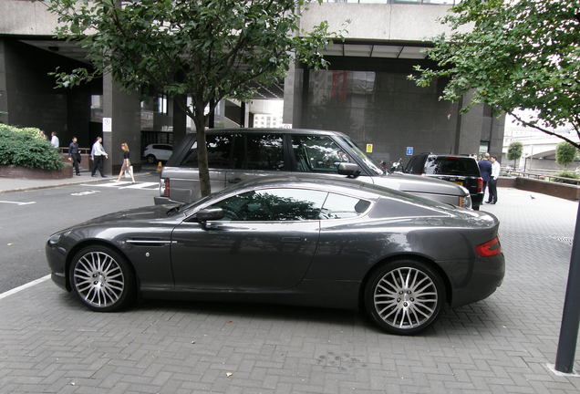 Aston Martin DB9