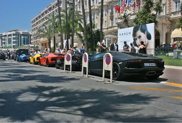 Lamborghini Aventador LP700-4