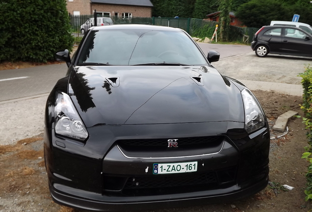 Nissan GT-R