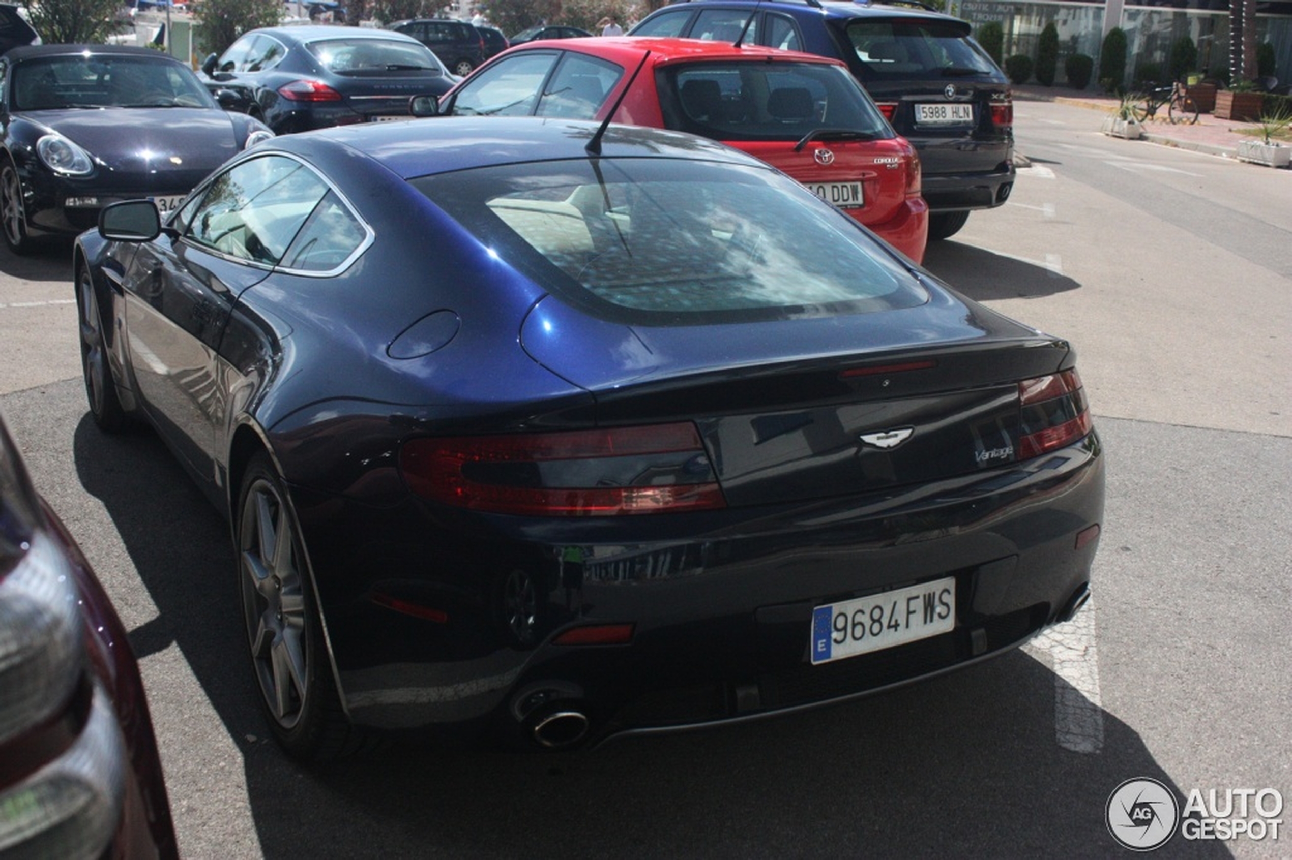 Aston Martin V8 Vantage