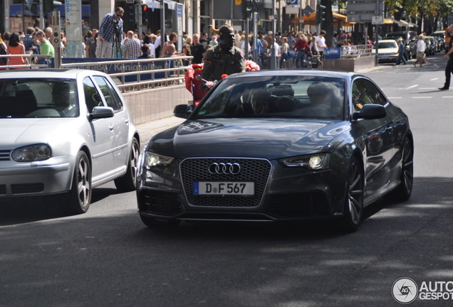 Audi RS5 B8 2012