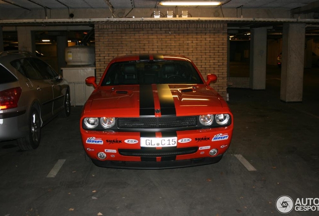 Dodge Challenger SRT-8