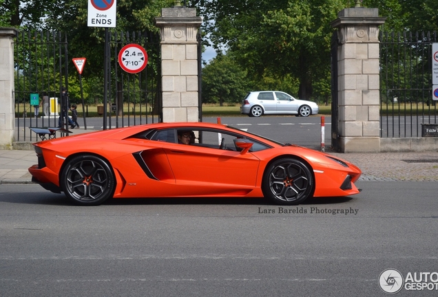 Lamborghini Aventador LP700-4