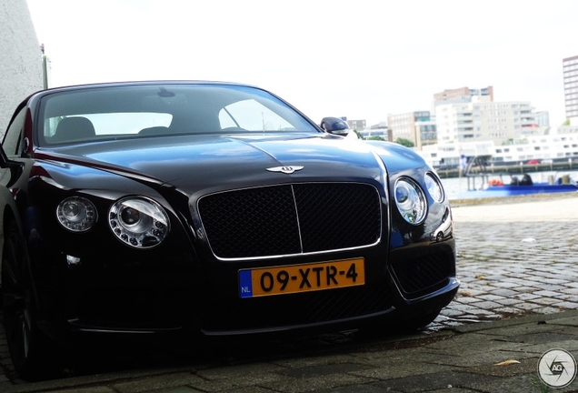 Bentley Continental GTC V8