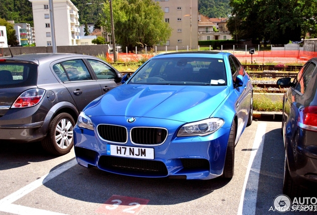 BMW M5 F10 2011