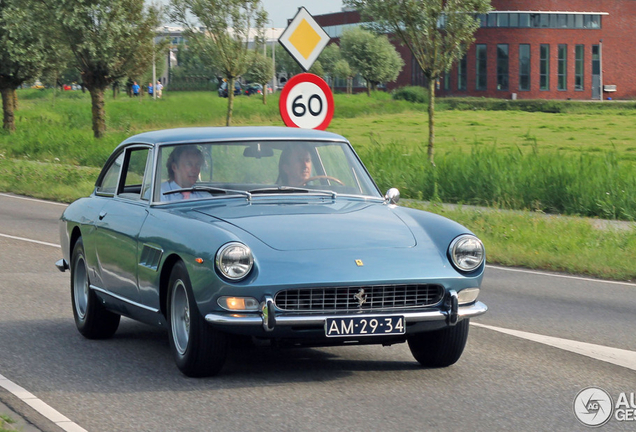 Ferrari 330 GT 2+2 Series II