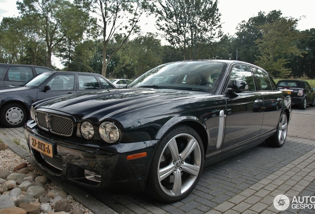 Jaguar XJR