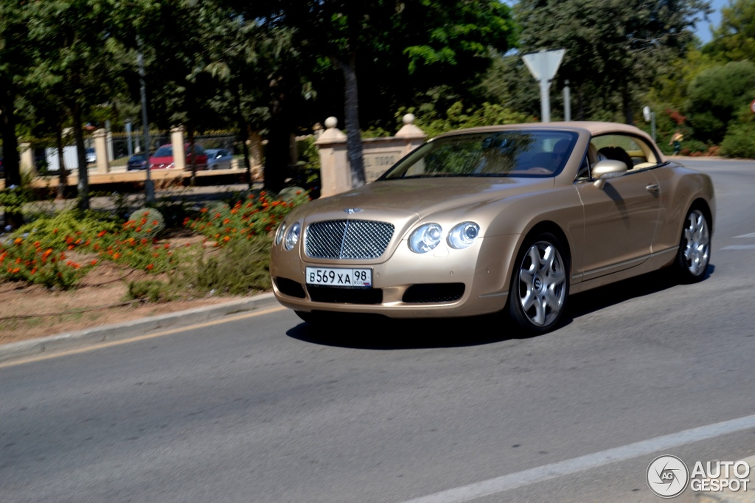 Bentley Continental GTC