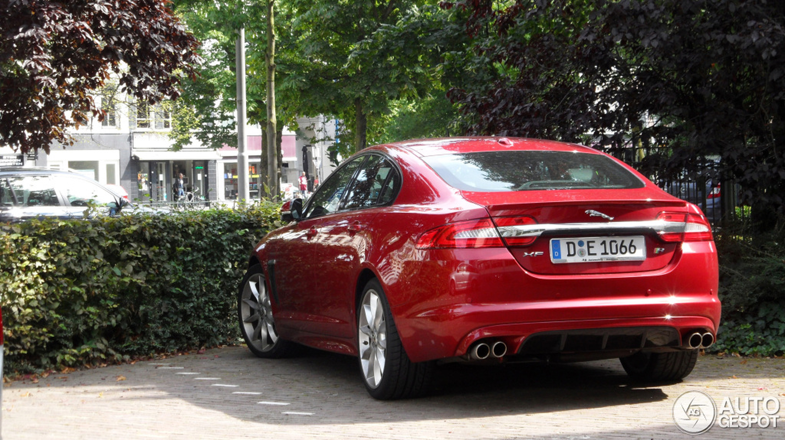 Jaguar XFR 2011