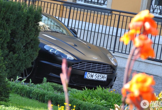 Aston Martin DBS