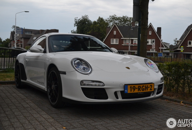 Porsche 997 Carrera GTS