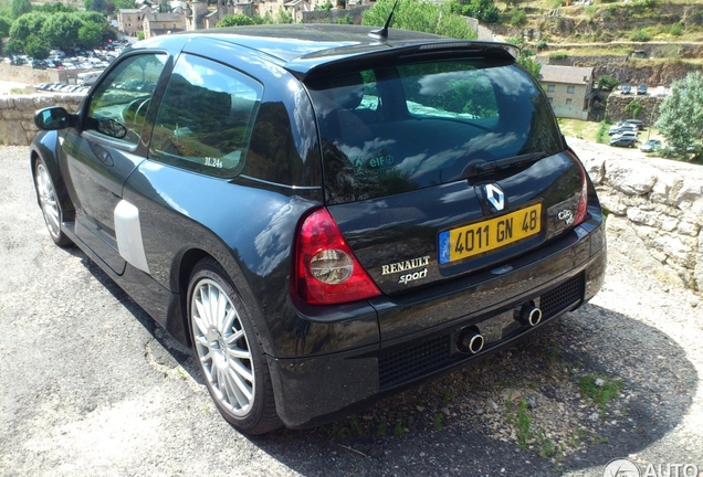 Renault Clio V6 Phase II