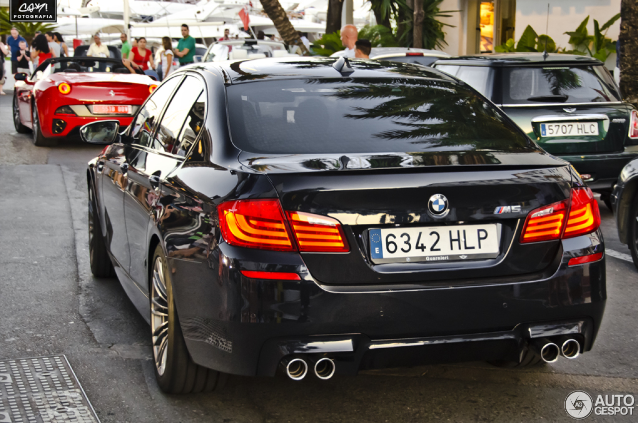 BMW M5 F10 2011