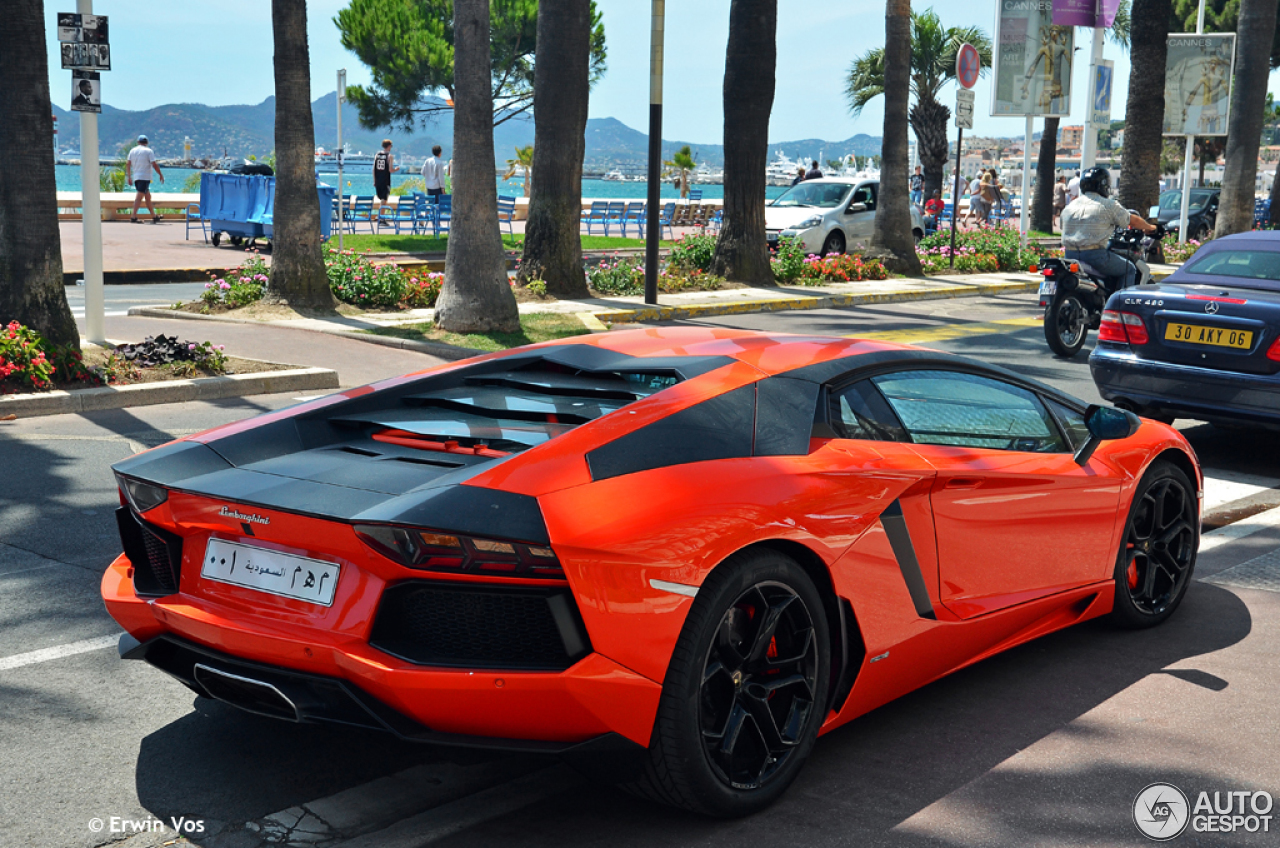 Lamborghini Aventador LP700-4