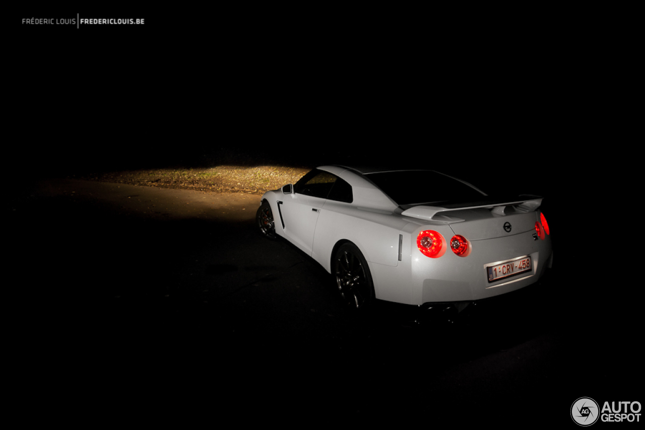 Nissan GT-R 2012