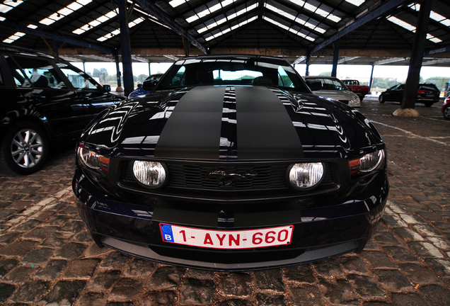 Ford Mustang GT Convertible 2010