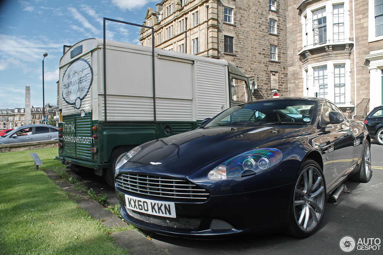 Aston Martin DB9 2010