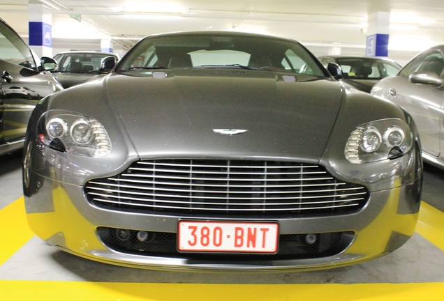 Aston Martin V8 Vantage