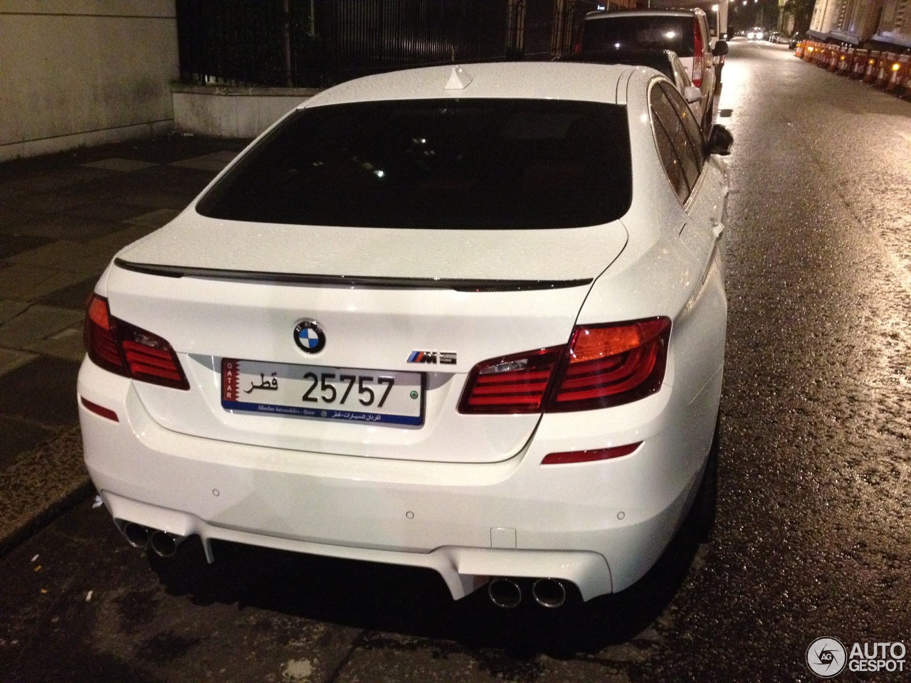 BMW M5 F10 2011